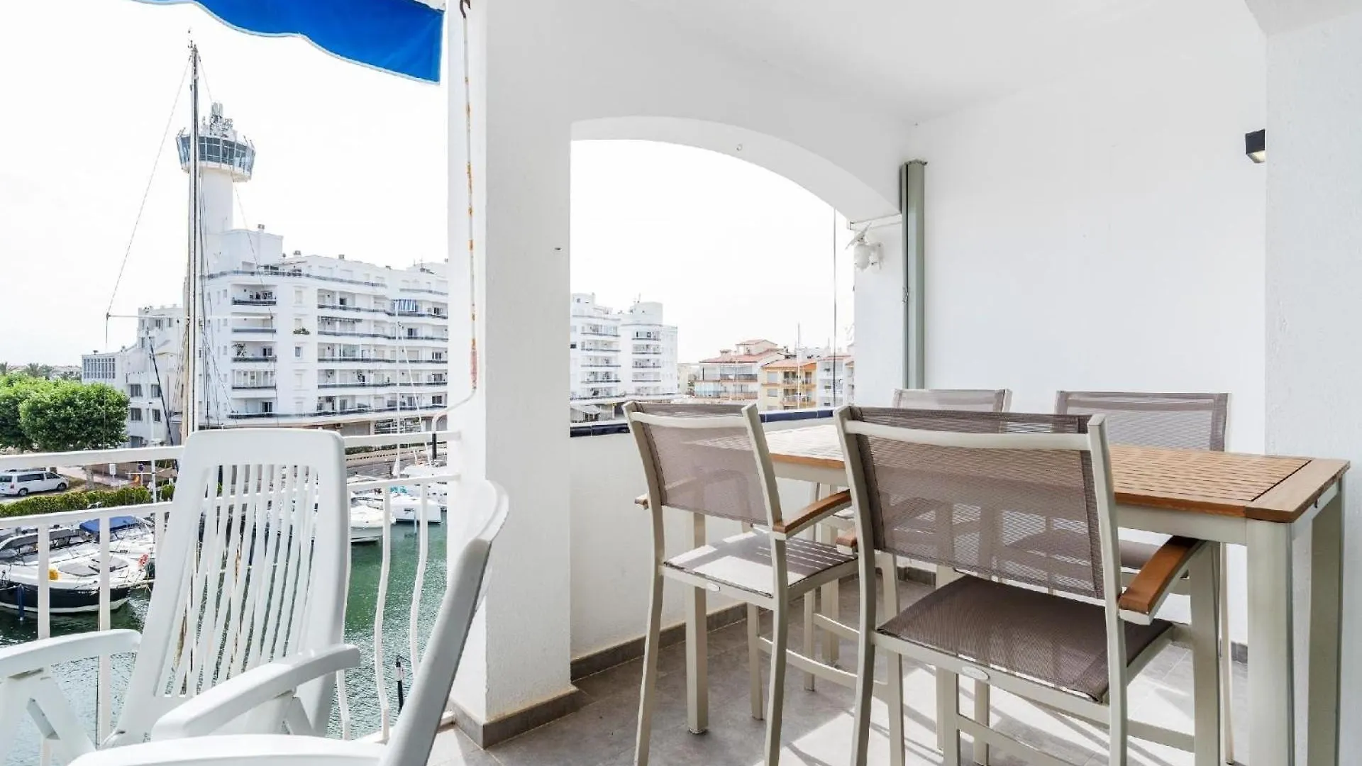 Ferienwohnung Fuer 5 Personen Ca 90 Qm In Empuriabrava, Costa Brava Golf De Roses 0*, Empuriabrava Spain